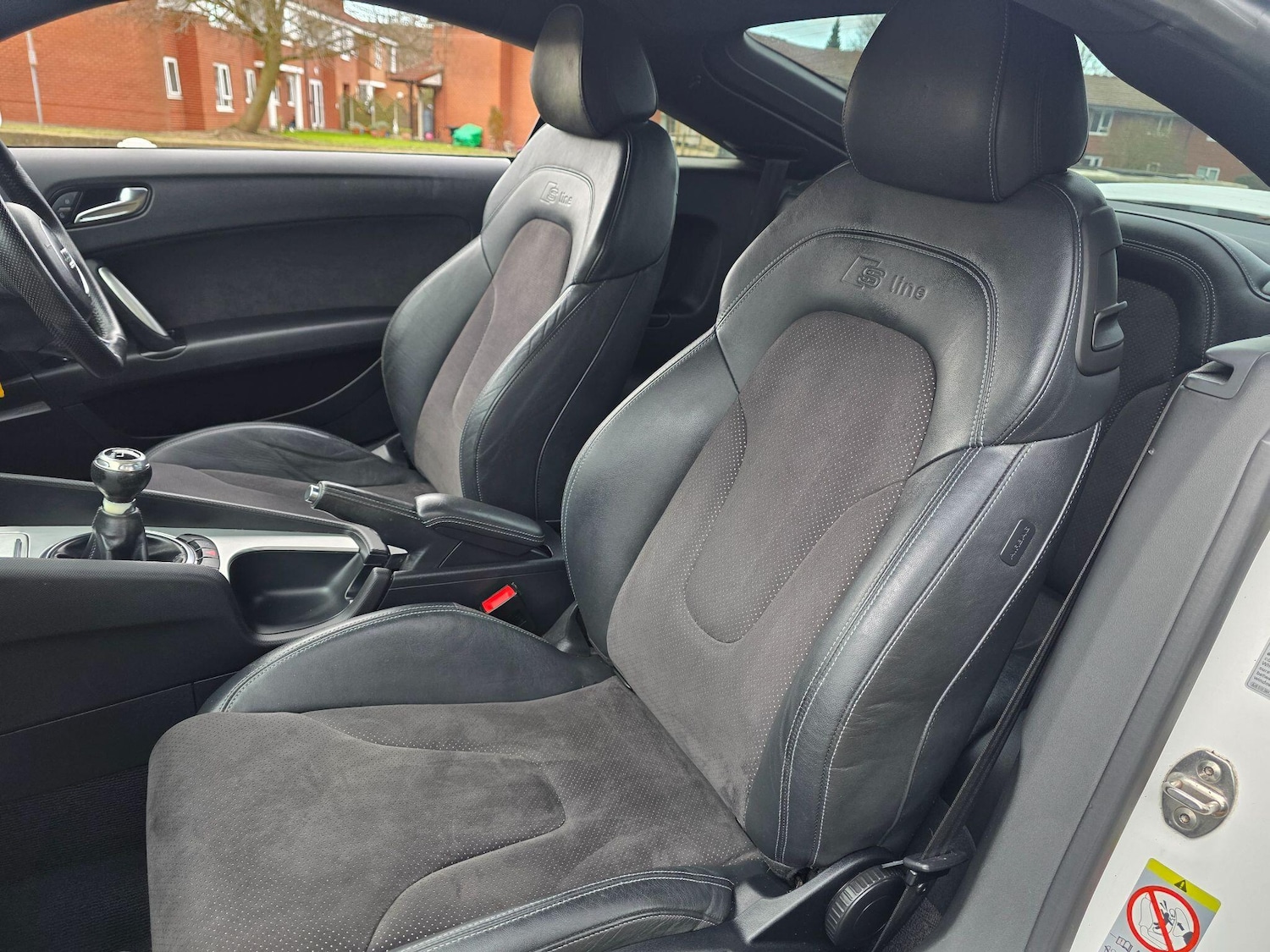 Used Audi TT 2011 for sale - 77935228: Photo 25