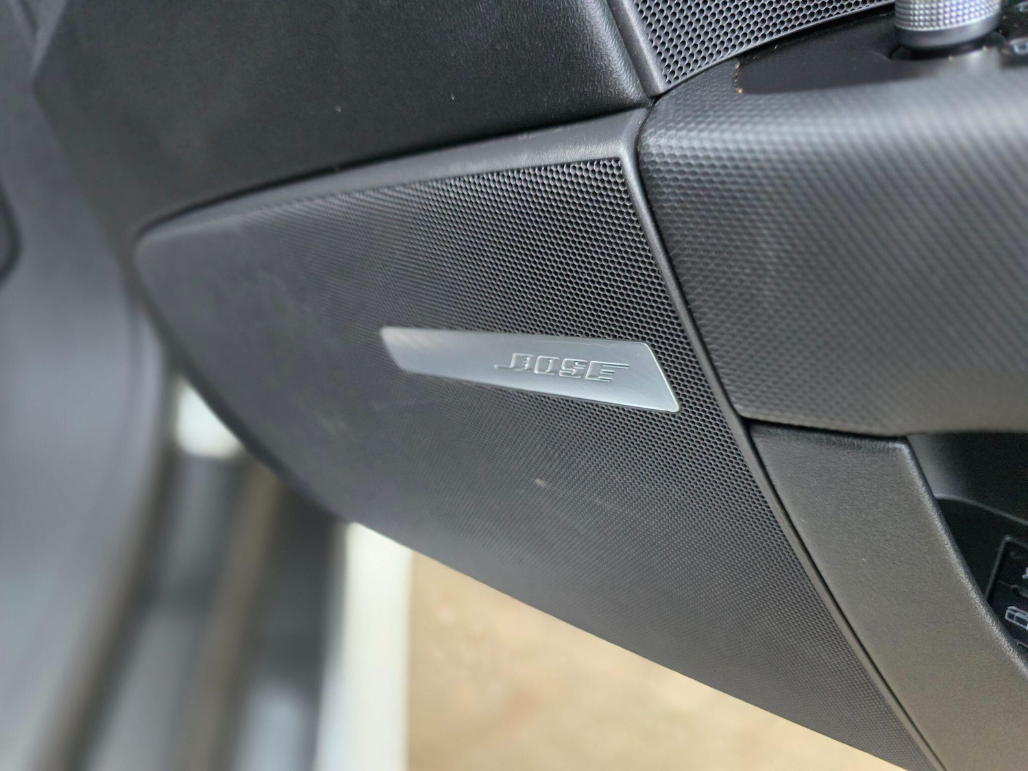 Used Audi TT 2011 for sale - 77935228: Photo 31