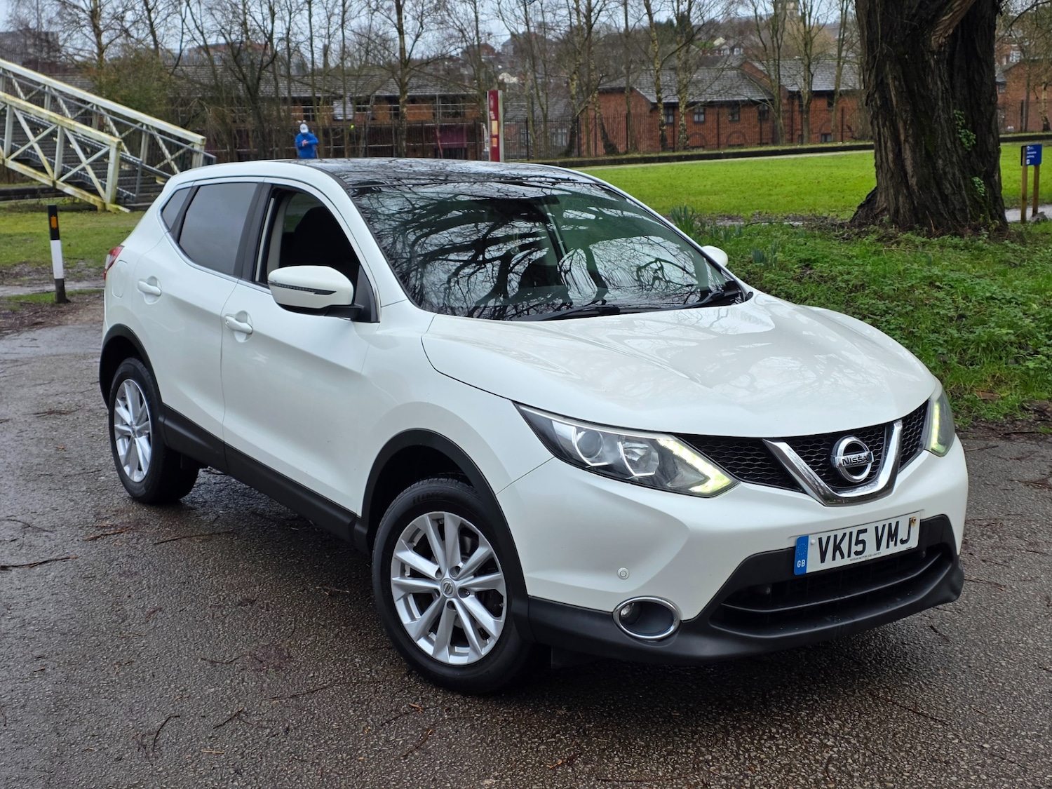 Used Nissan Qashqai 2015 for sale - 77483839: Photo 2