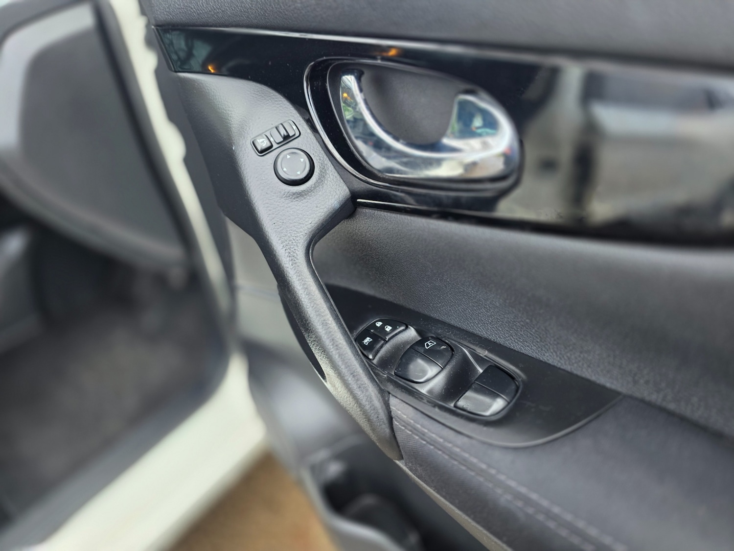 Used Nissan Qashqai 2015 for sale - 77483839: Photo 21