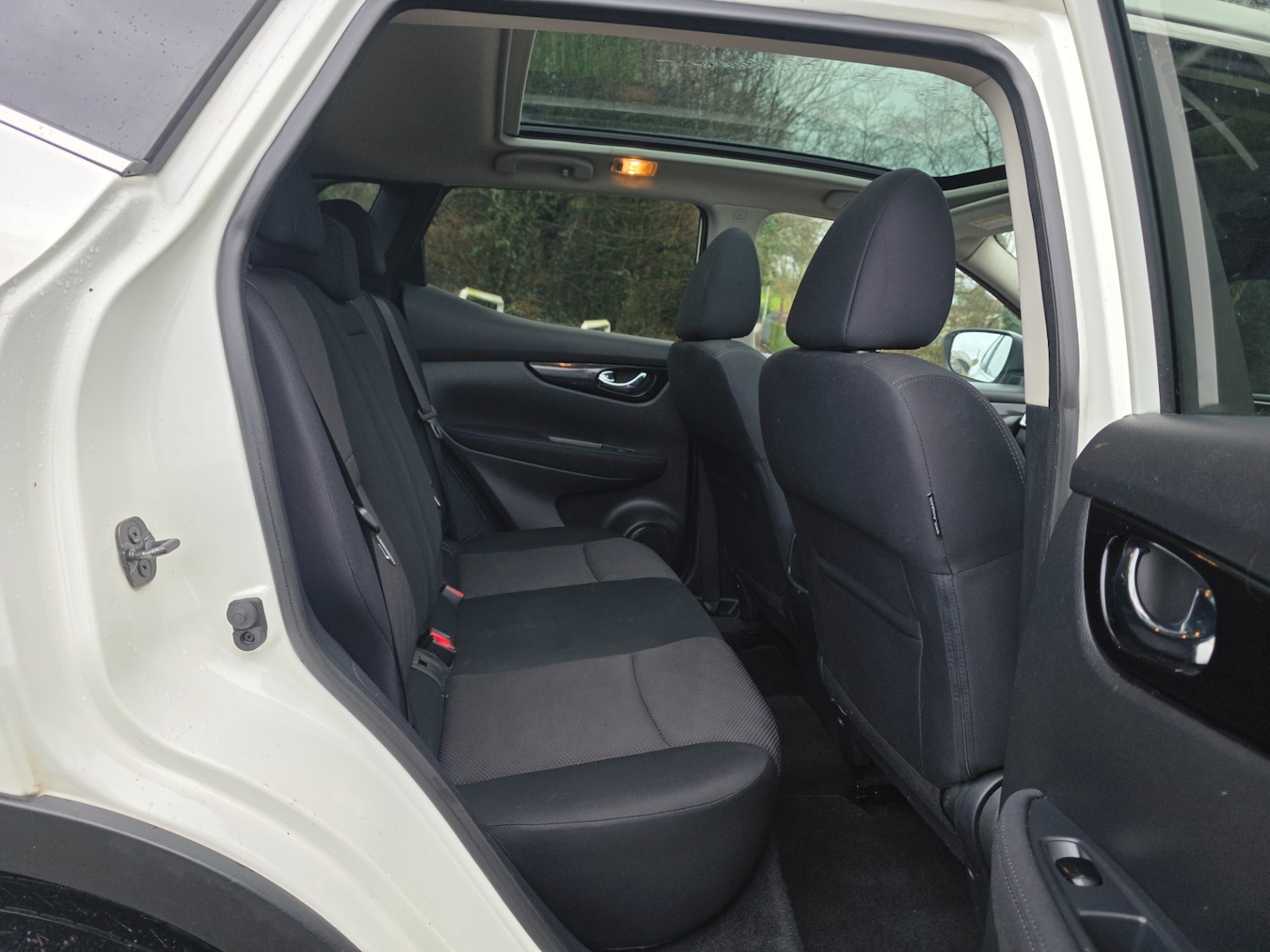 Used Nissan Qashqai 2015 for sale - 77483839: Photo 24