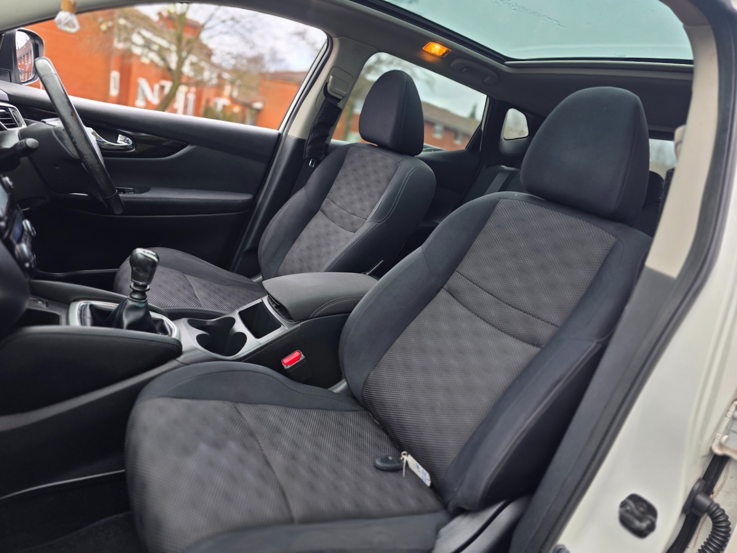 Used Nissan Qashqai 2015 for sale - 77483839: Photo 28