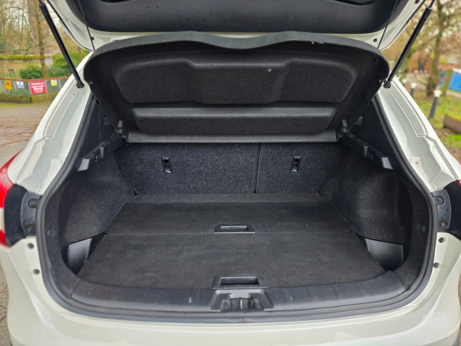 Used Nissan Qashqai 2015 for sale - 77483839: Photo 33