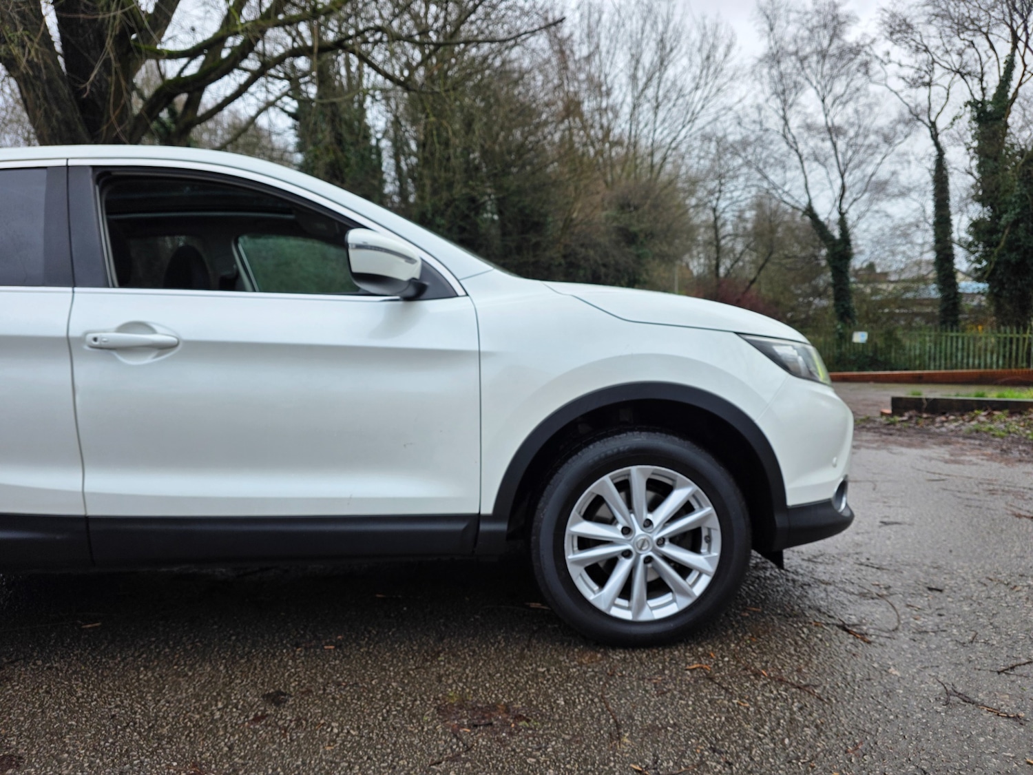 Used Nissan Qashqai 2015 for sale - 77483839: Photo 4