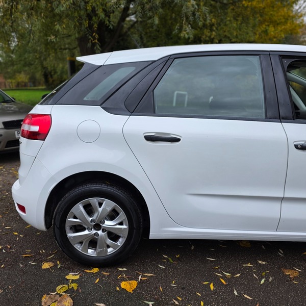 Used Citroen C4 Picasso 2014 for sale - 76892073: Photo 5