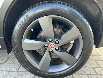 Used Jaguar E-Pace 2020 for sale - 79643635: Photo