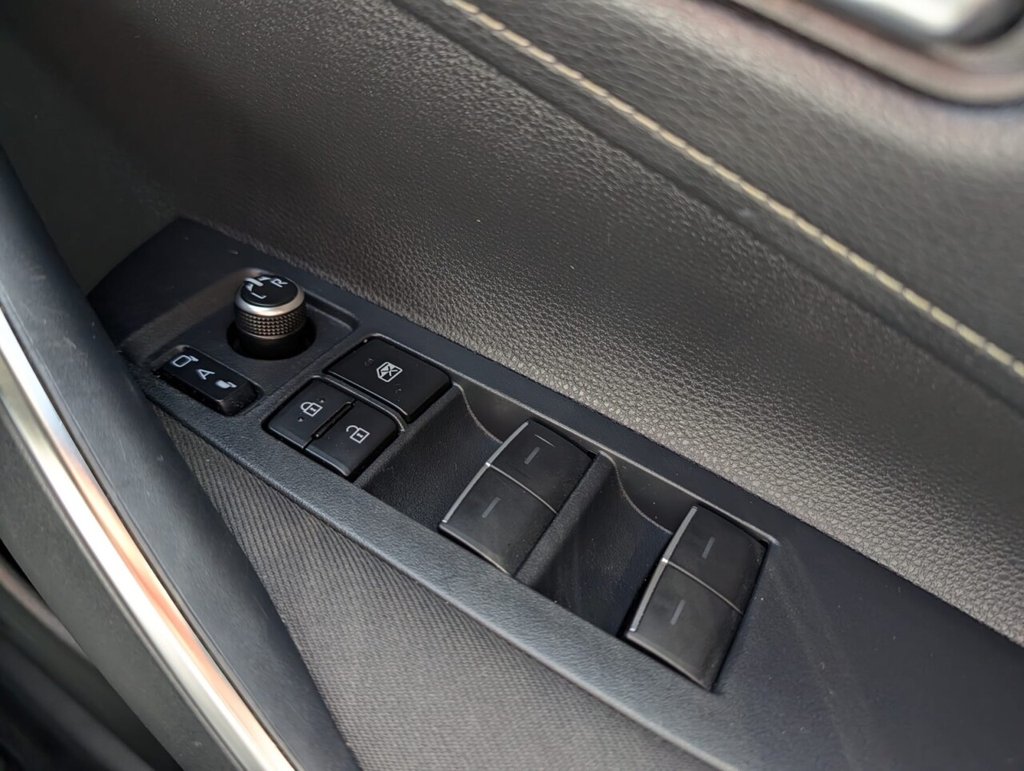 Used Toyota Corolla 2019 for sale - 78044115: Photo 38