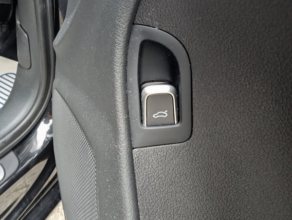 Used Audi A4 2014 for sale - 76203009: Photo 38