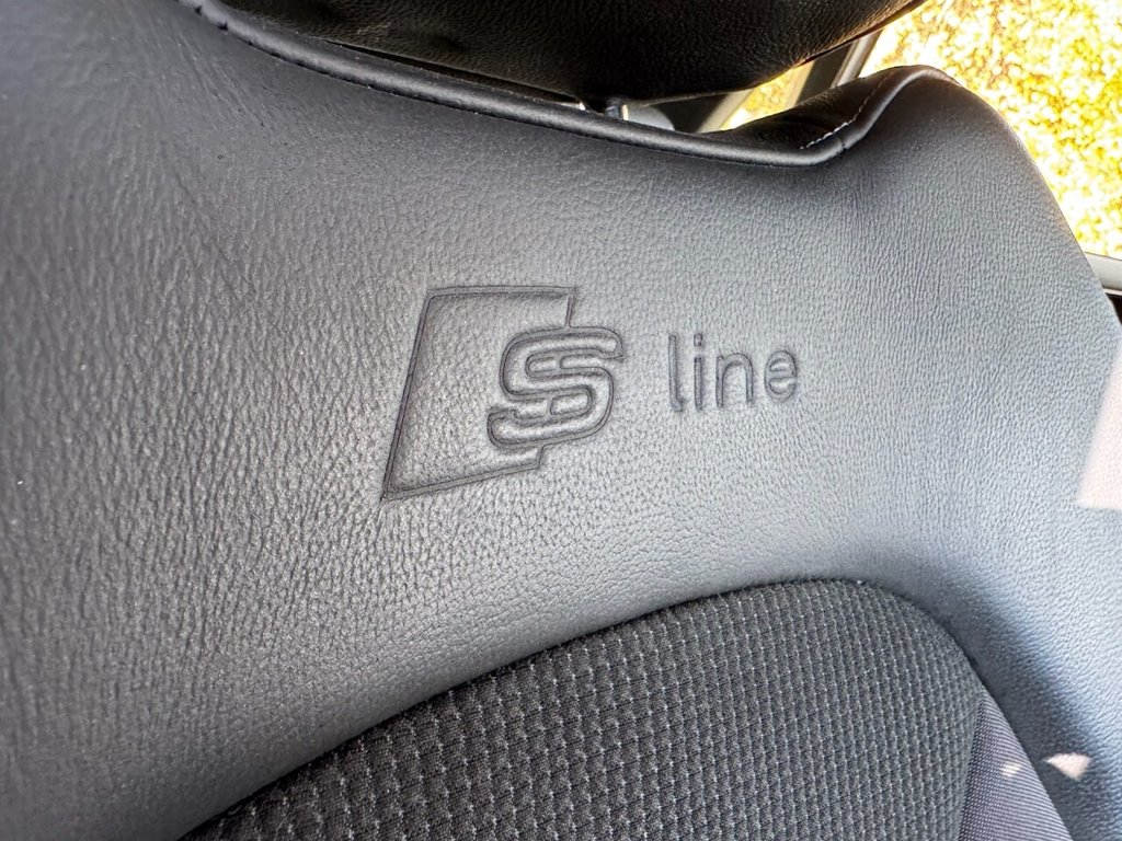 Used Audi A1 2013 for sale - 76406263: Photo 32