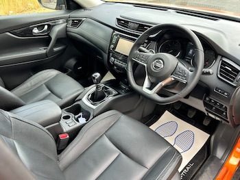 Used Nissan X-Trail 2018 for sale - 79358117: Photo