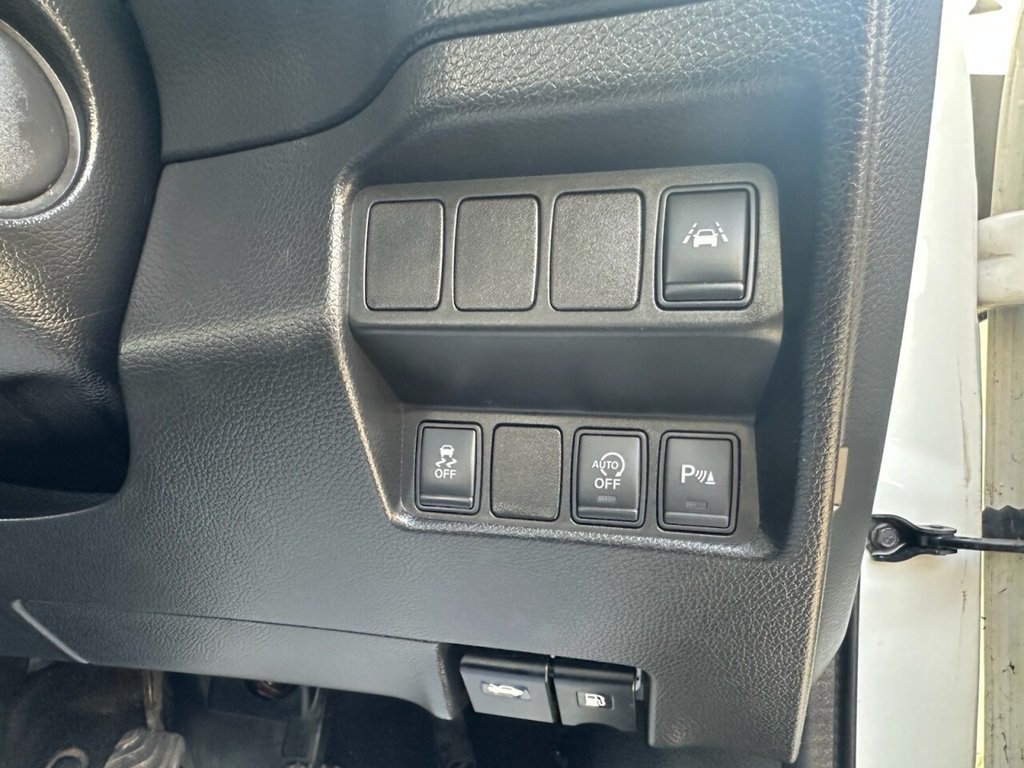 Used Nissan Qashqai 2015 for sale - 77835109: Photo 32