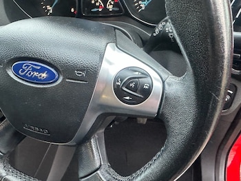 Used Ford Kuga 2015 for sale - 77407708: Photo