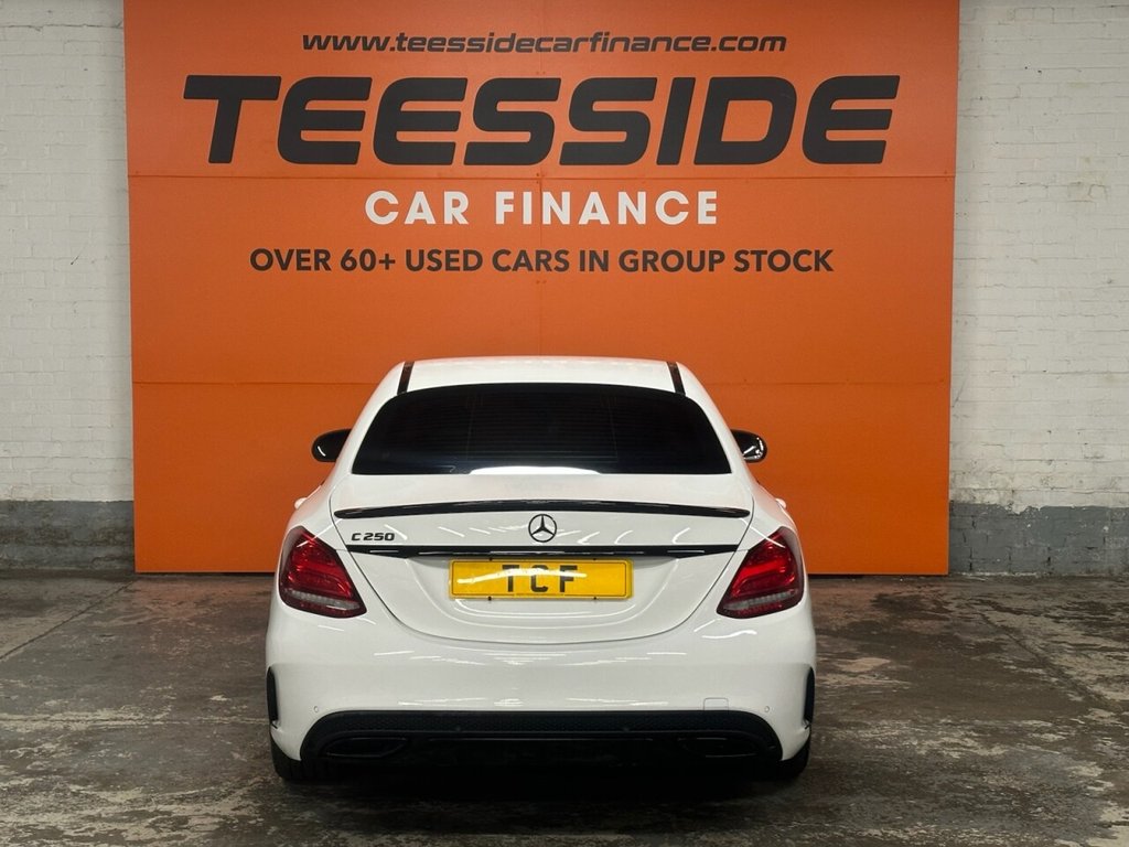 Used Mercedes-Benz C Class 2015 for sale - 76570184: Photo 6