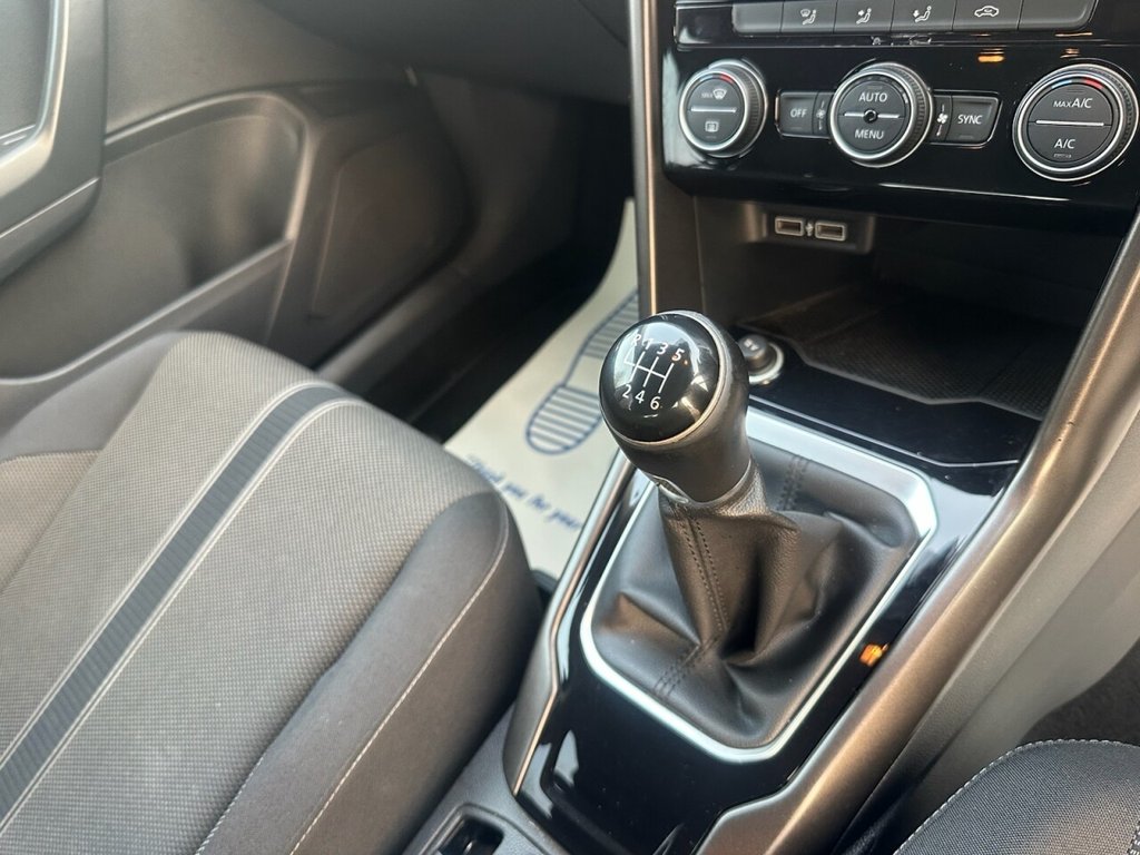 Used Volkswagen T-Roc 2018 for sale - 78069009: Photo 25