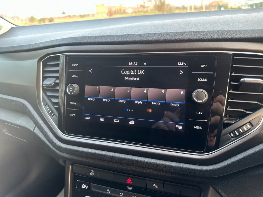 Used Volkswagen T-Roc 2018 for sale - 78069009: Photo 27