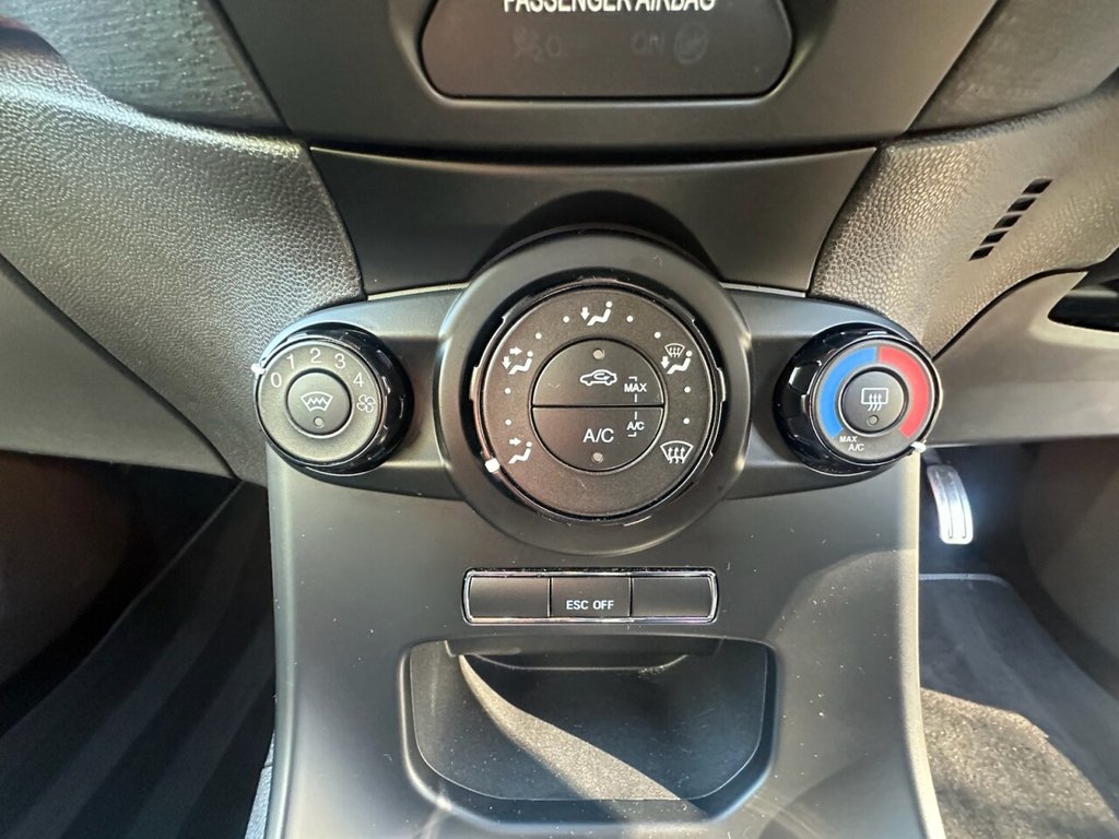 Used Ford Fiesta 2016 for sale - 76029382: Photo 28