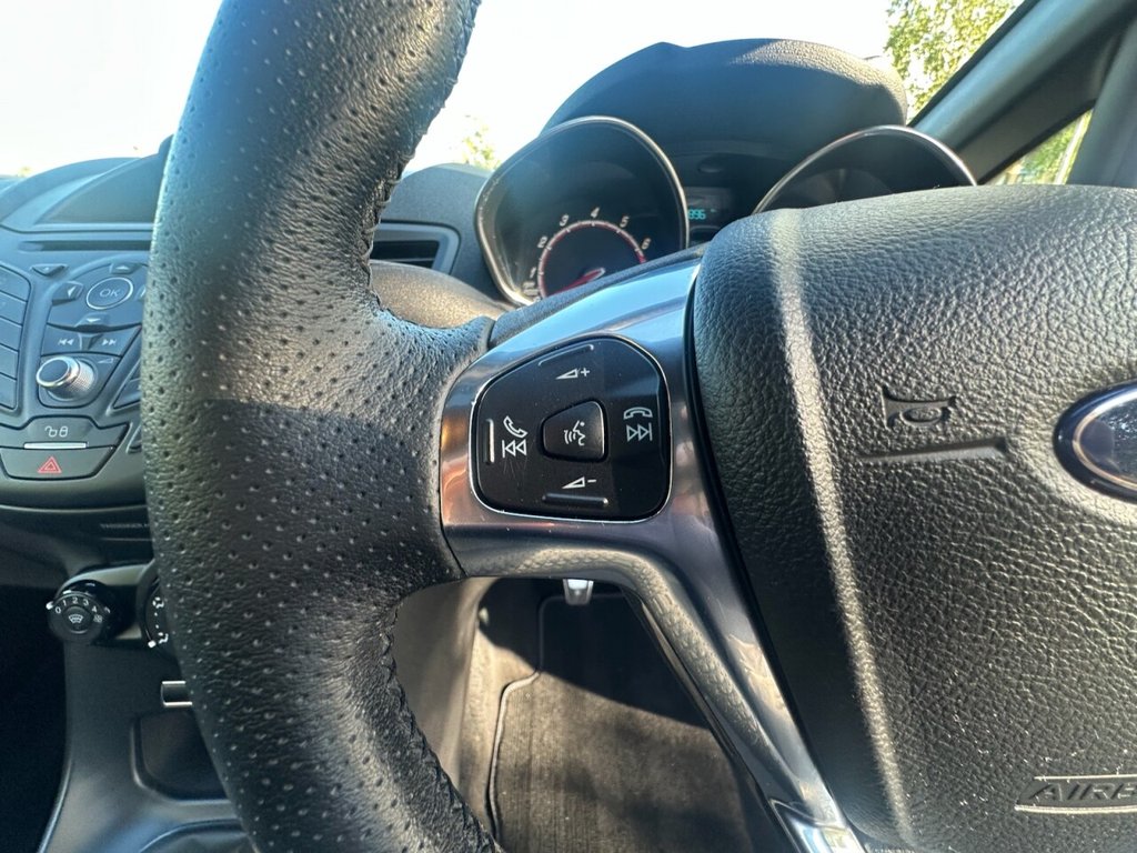 Used Ford Fiesta 2016 for sale - 76029382: Photo 29