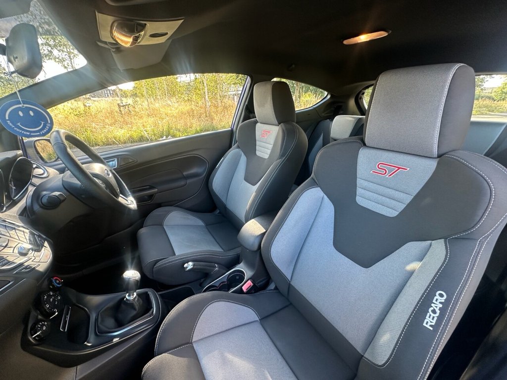 Used Ford Fiesta 2016 for sale - 76029382: Photo 35