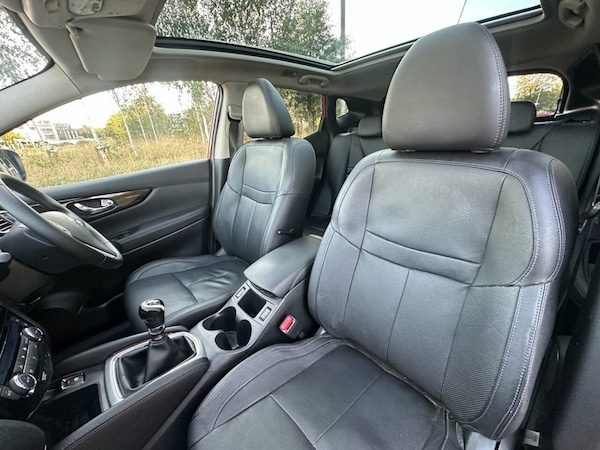 Used Nissan Qashqai 2015 for sale - 76223651: Photo 32