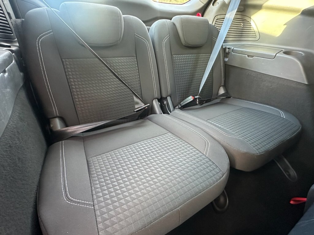 Used Ford Grand C-Max 2015 for sale - 76900282: Photo 32