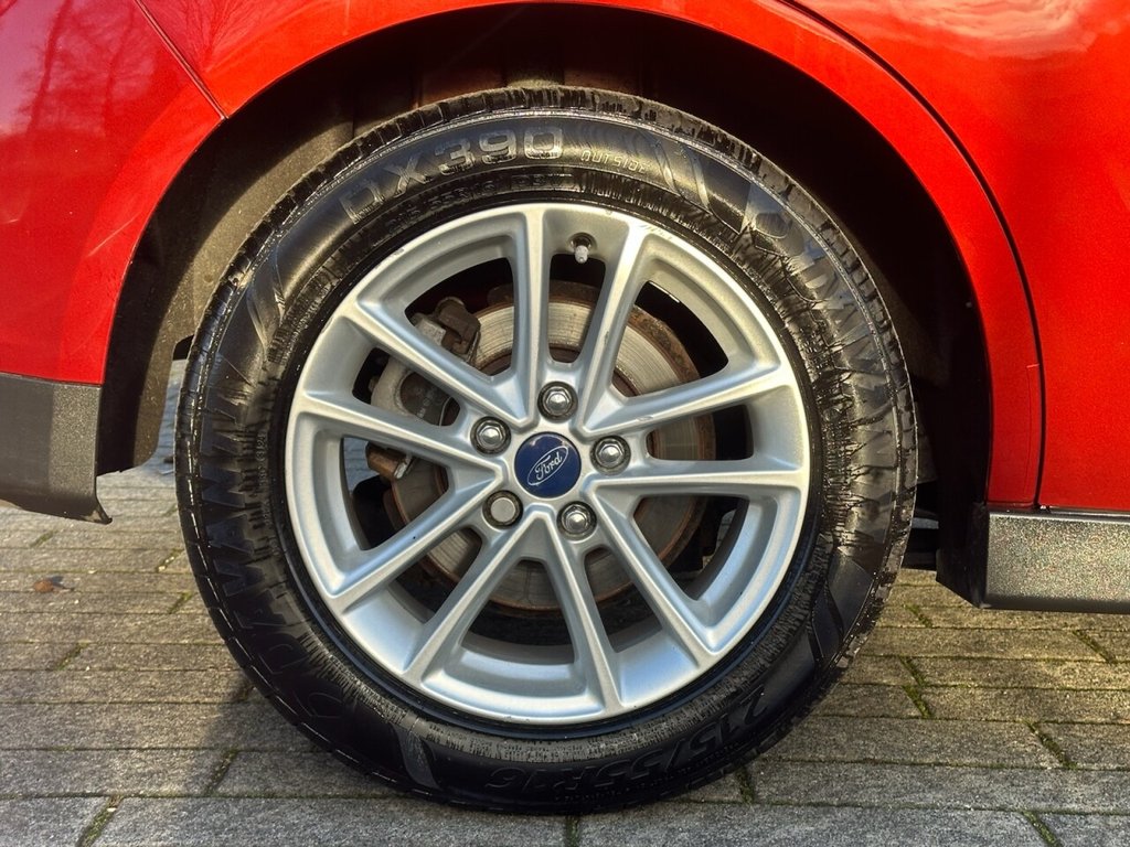 Used Ford Grand C-Max 2015 for sale - 76900282: Photo 41