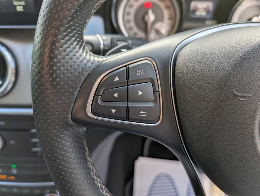 Used Mercedes-Benz GLA 2016 for sale - 76119130: Photo 44