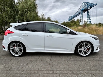 Used Ford Focus 2015 for sale - 79481706: Photo