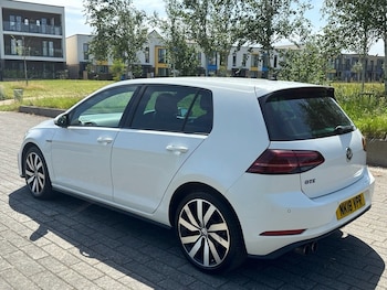 Used Volkswagen Golf 2018 for sale - 79186654: Photo
