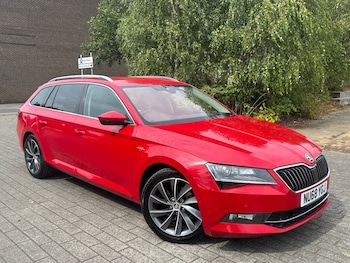 Used Skoda Superb 2018 for sale - 79482201: Photo