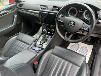 Used Skoda Superb 2018 for sale - 79482201: Photo
