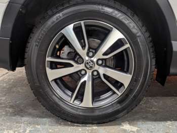 Used Toyota RAV4 2016 for sale - 74065841: Photo