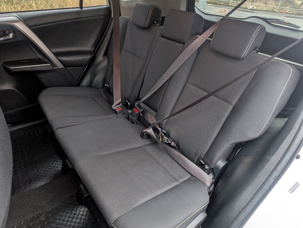 Used Toyota RAV4 2016 for sale - 74065841: Photo 33