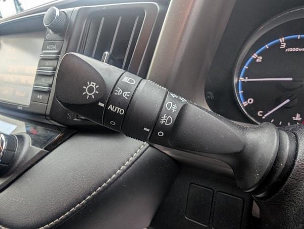 Used Toyota RAV4 2016 for sale - 74065841: Photo 42