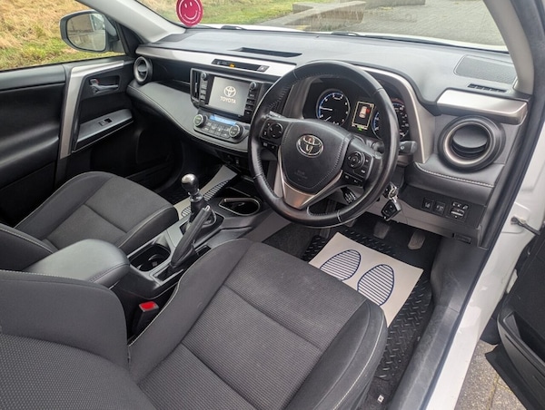 Used Toyota RAV4 2016 for sale - 74065841: Photo 4