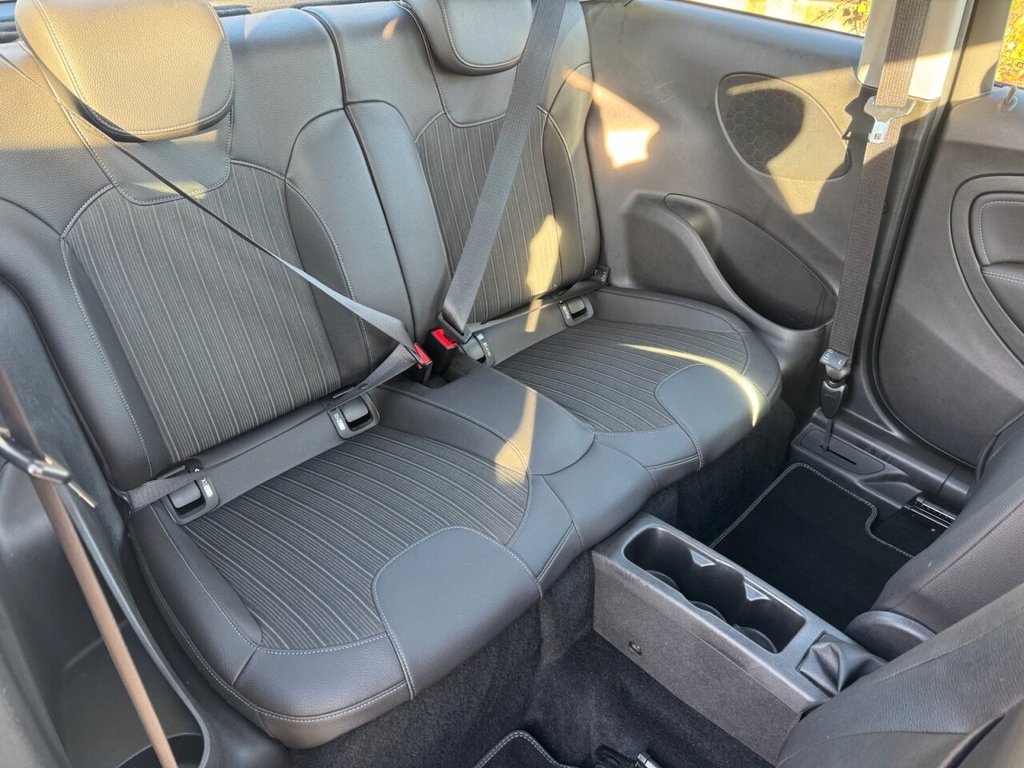 Used Vauxhall ADAM 2013 for sale - 76642879: Photo 31