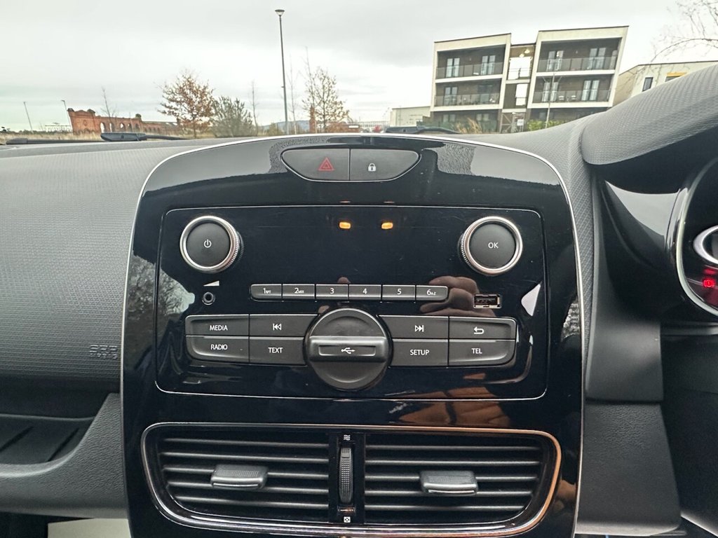 Used Renault Clio 2019 for sale - 77038049: Photo 25