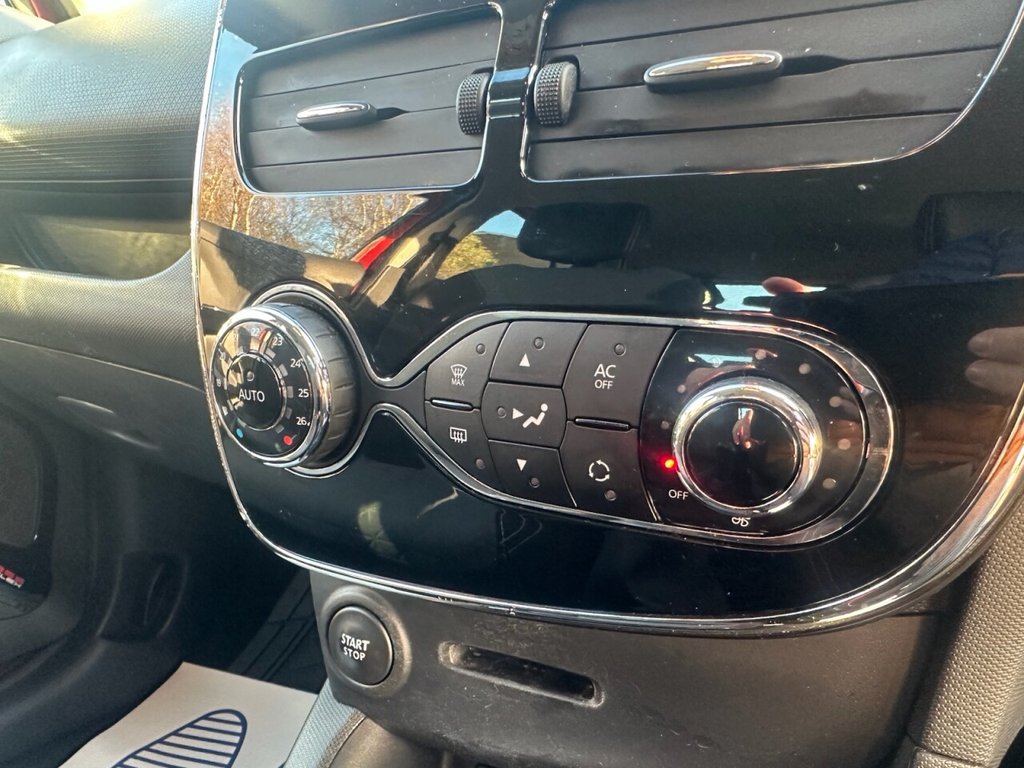 Used Renault Clio 2014 for sale - 76686665: Photo 22