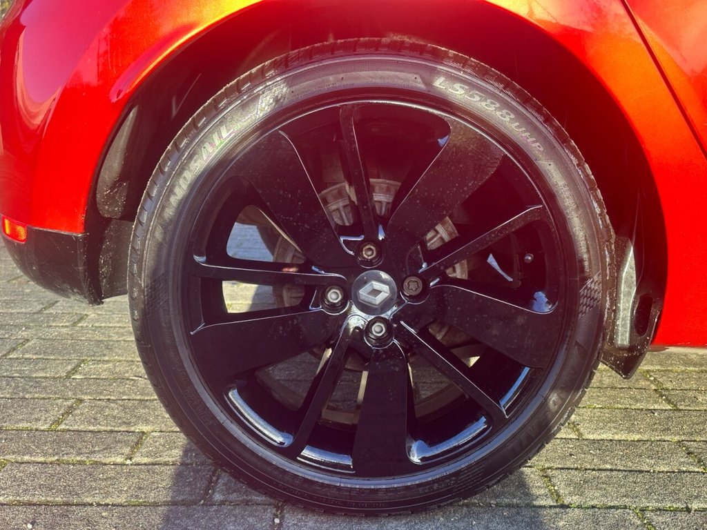 Used Renault Clio 2014 for sale - 76686665: Photo 37