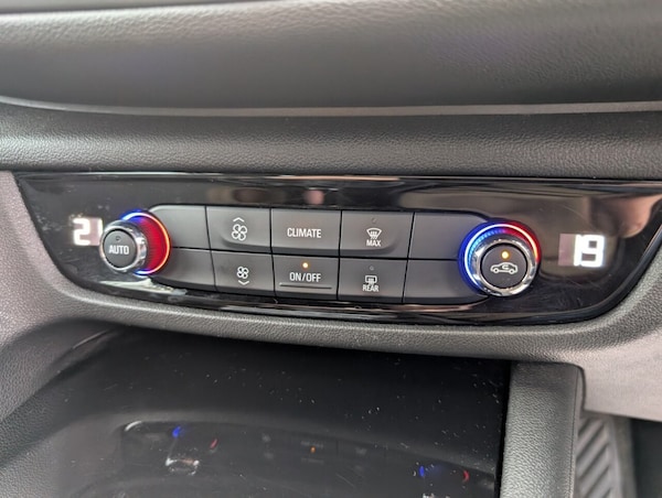 Used Vauxhall Insignia 2019 for sale - 76210835: Photo 48