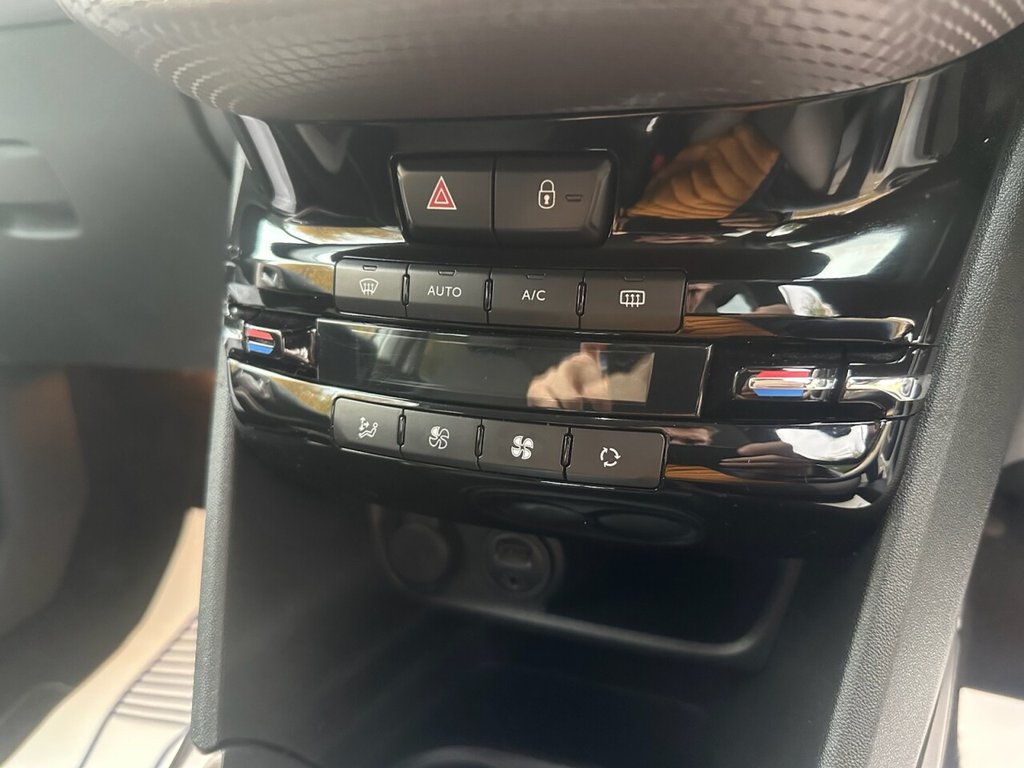 Used Peugeot 2008 2014 for sale - 76454312: Photo 20