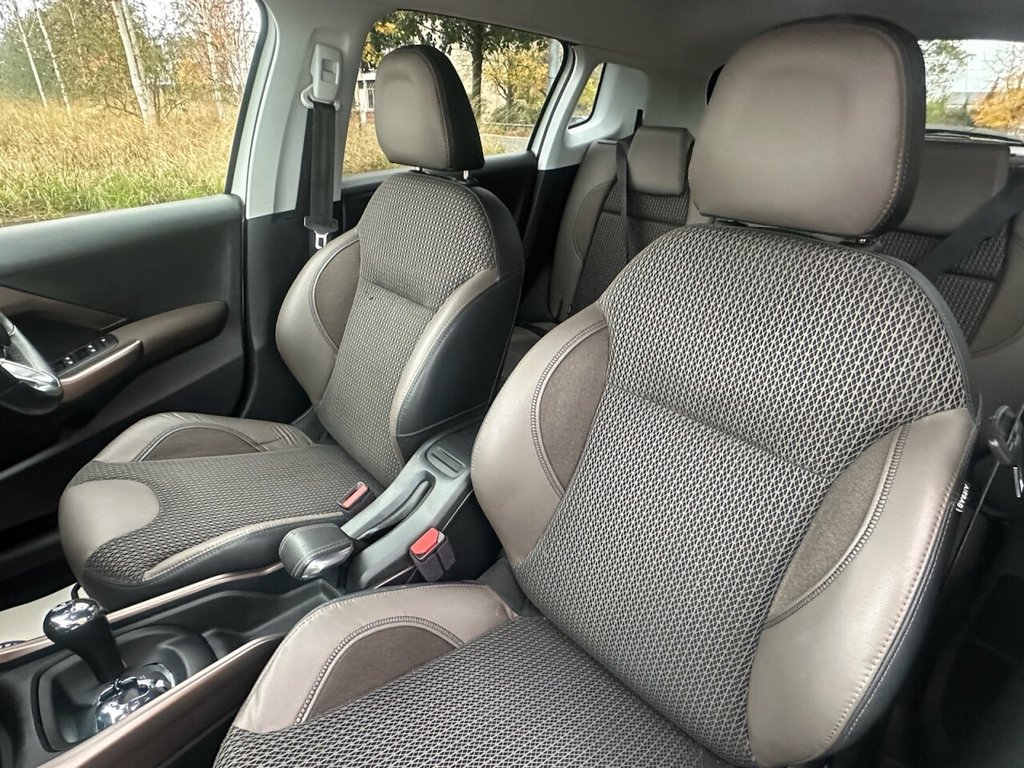 Used Peugeot 2008 2014 for sale - 76454312: Photo 29