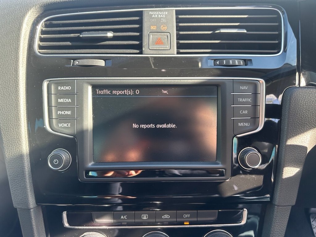 Used Volkswagen Golf 2016 for sale - 76019263: Photo 32