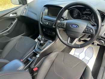 Used Ford Focus 2015 for sale - 79187210: Photo