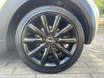 Used MINI Hatch 2017 for sale - 79856322: Photo
