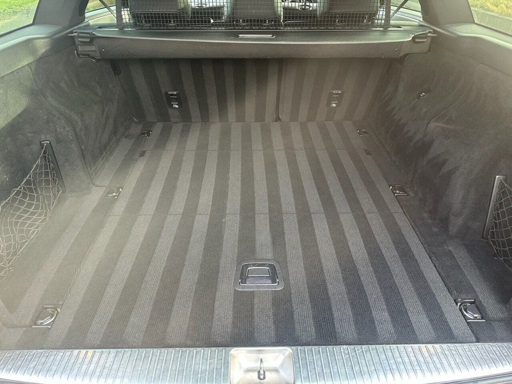 Used Mercedes-Benz E Class 2014 for sale - 77171858: Photo 29