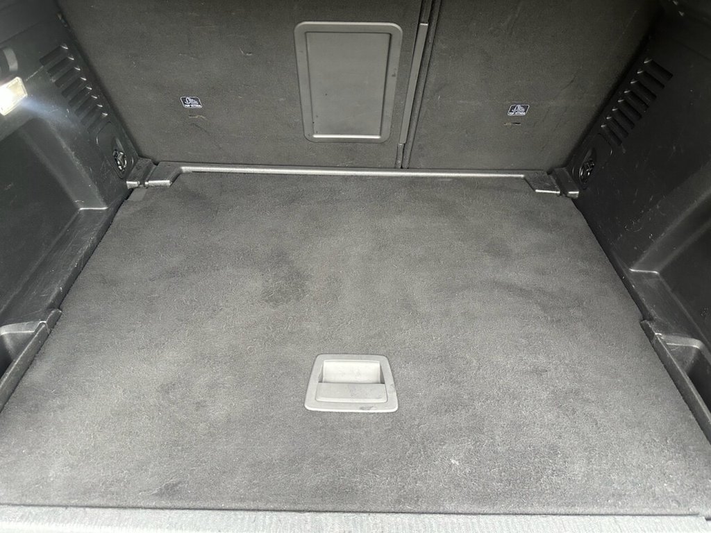 Used Peugeot 3008 2017 for sale - 76570575: Photo 32