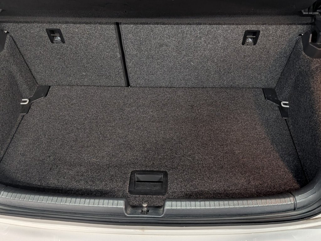 Used Volkswagen Polo 2019 for sale - 77263008: Photo 38