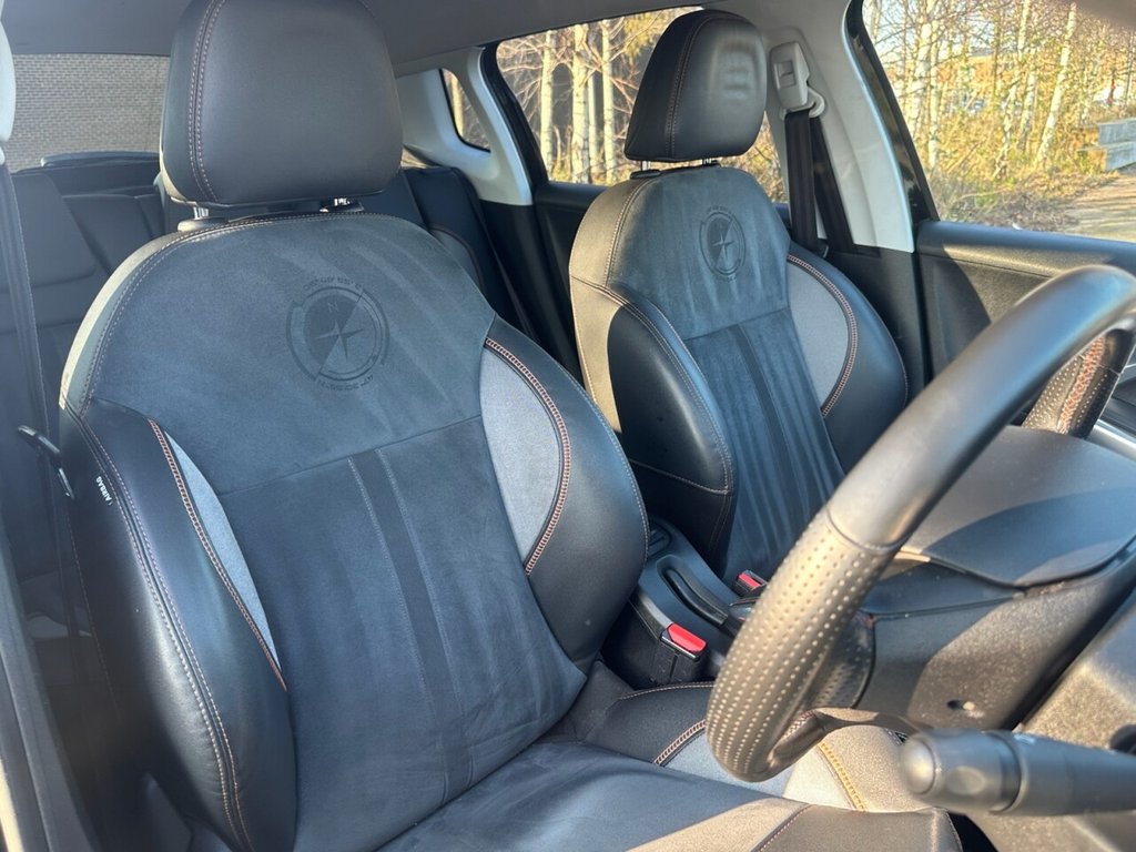 Used Peugeot 2008 2015 for sale - 77904888: Photo 12