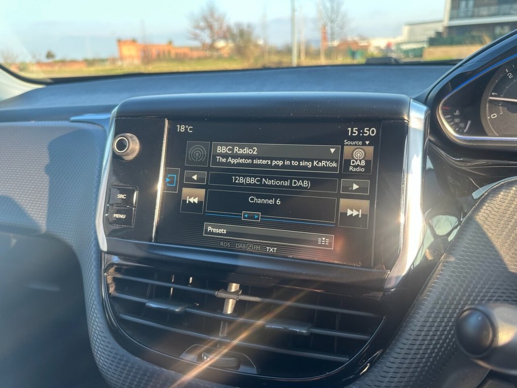 Used Peugeot 2008 2015 for sale - 77904888: Photo 30