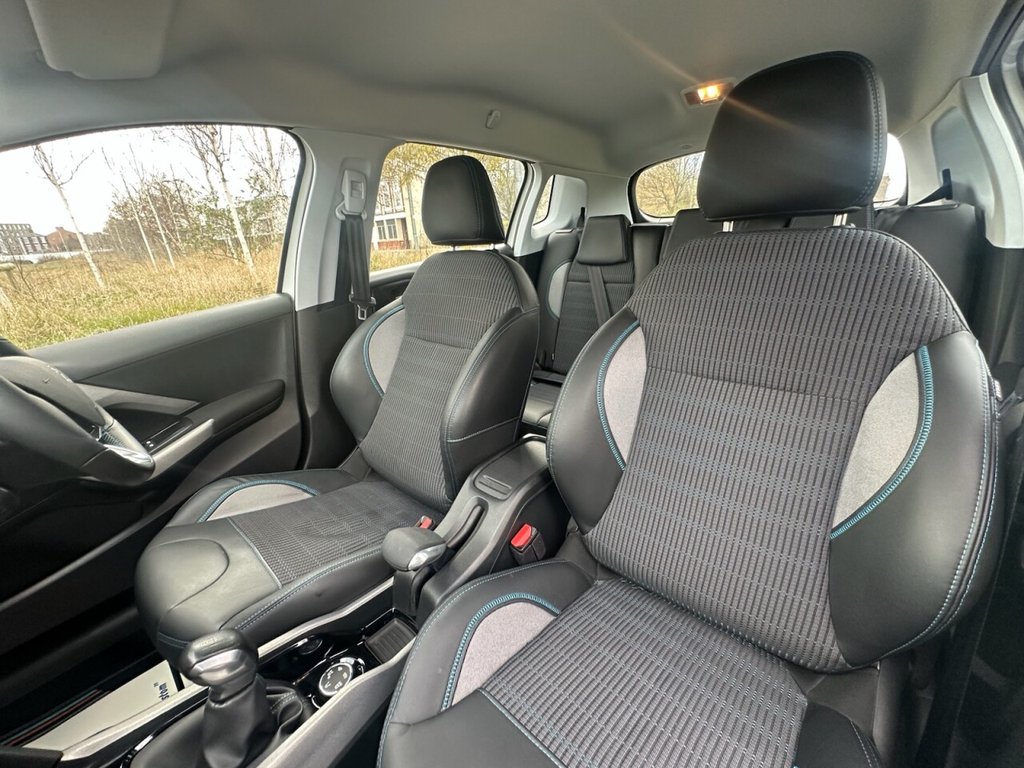 Used Peugeot 2008 2015 for sale - 77904686: Photo 31